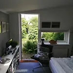 Minihus Til Havn, Strand, Vand Og By I Feriehus Gilleleje