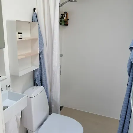 Minihus Til Havn, Strand, Vand Og By I 펜션 길렐라이에